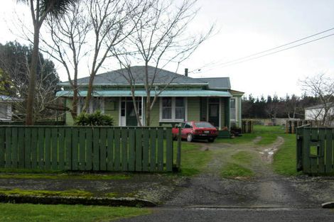 Photo of property in 78-80 Kent Street, Carterton, 5713