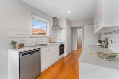 Photo of property in 27 Santa Rosa Avenue, Halswell, Christchurch, 8025