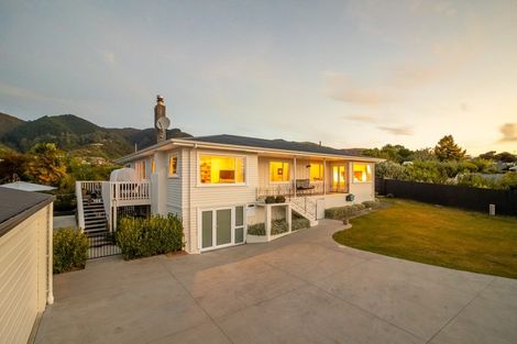 Photo of property in 64 Tui Glen Road, Atawhai, Nelson, 7010