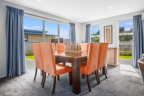 Photo of property in 48 Banks Boulevard, Whitby, Porirua, 5024