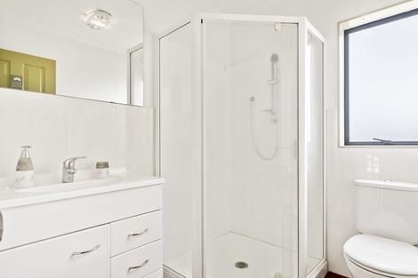 Photo of property in 14b Waimumu Road, Massey, Auckland, 0614