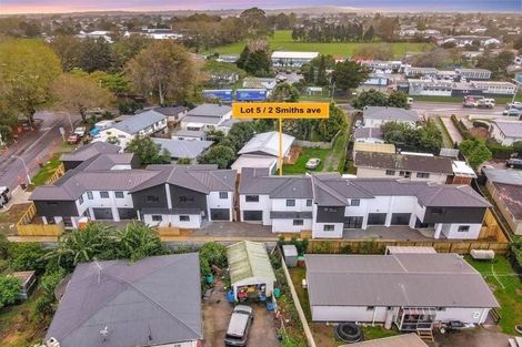 Photo of property in 5/2 Smiths Avenue, Papakura, 2110