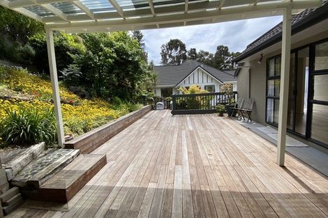 Photo of property in 211 Chelsea View Drive, Chatswood, Auckland, 0626