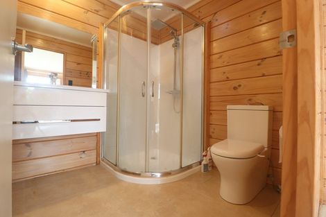 Photo of property in 28 Okura River Road, Okura, Albany, 0792