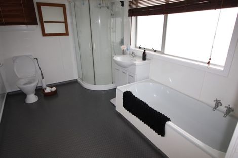 Photo of property in 10 Fairs Road, Milson, Palmerston North, 4414