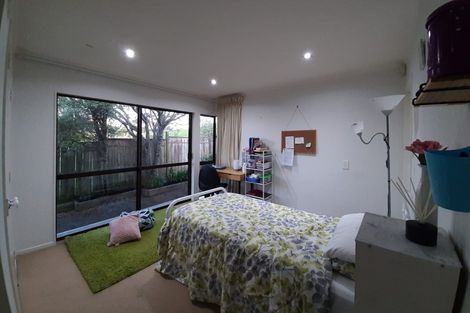 Photo of property in 90b Simmental Crescent, Somerville, Auckland, 2014