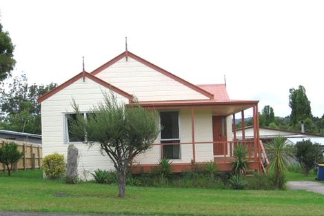 Photo of property in 5 Mayer Place, Ranui, Auckland, 0612