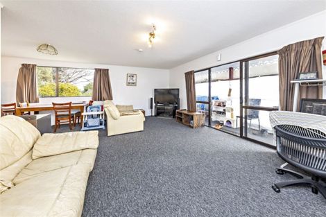 Photo of property in 2/5 Inca Place, Red Hill, Papakura, 2110