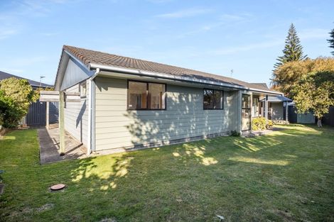 Photo of property in 2/27 Tama Street, Alicetown, Lower Hutt, 5010
