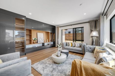 Photo of property in 60 Elevation Street, Flat Bush, Auckland, 2019