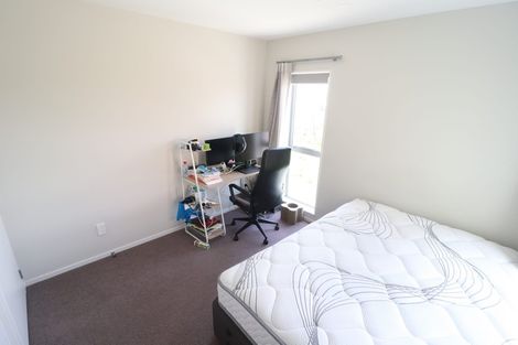 Photo of property in 9/147 Albany Highway, Unsworth Heights, Auckland, 0632