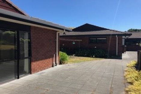 Photo of property in 61 Charles Prevost Drive, The Gardens, Auckland, 2105