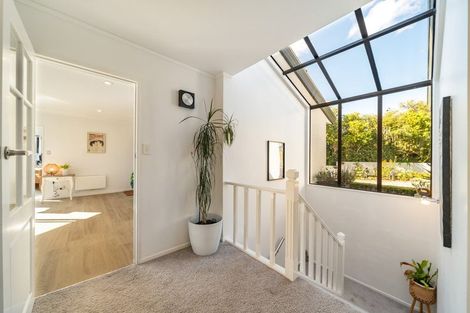 Photo of property in 50 Molyneux Close, Whitby, Porirua, 5024