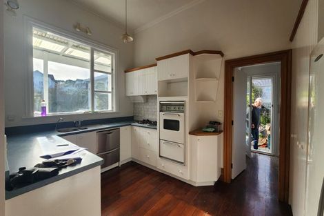 Photo of property in 195 Clyde Street, Island Bay, Wellington, 6023