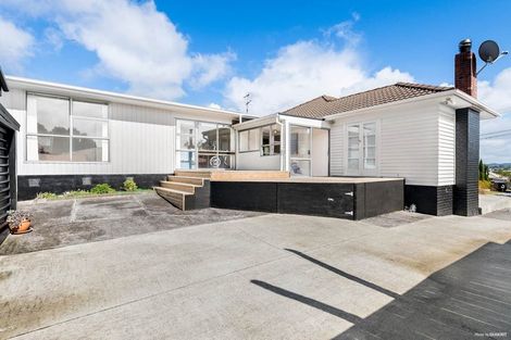 Photo of property in 11 Mcleod Road, Henderson, Auckland, 0612