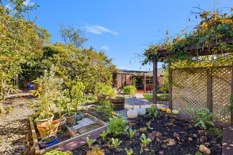 Photo of property in 76 Moana View Road, Waikawa, Picton, 7220