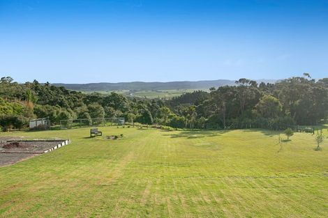 Photo of property in 180 Wishart Road, Helensville, 0875