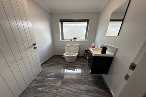 Photo of property in 190 Pacific Drive, Fitzherbert, Palmerston North, 4410