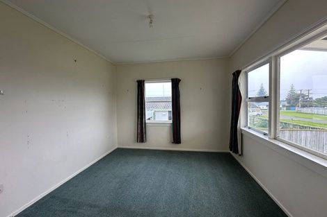 Photo of property in 10 Jackson Street, Waitara, 4320