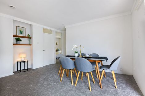 Photo of property in 2/15 Dunraven Place, Torbay, Auckland, 0630