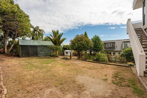 Photo of property in 136 Winara Avenue, Waikanae, 5036