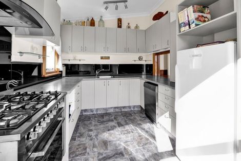 Photo of property in 30a Pohutukawa Place, Bell Block, New Plymouth, 4312