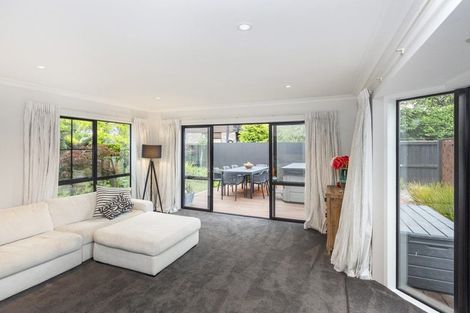 Photo of property in 84 Regency Crescent, Redwood, Christchurch, 8051