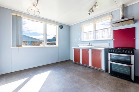 Photo of property in 74 Cranmere Crescent, Mangere East, Auckland, 2024