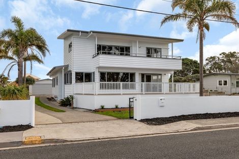 Photo of property in 237 One Tree Point Road, One Tree Point, 0118