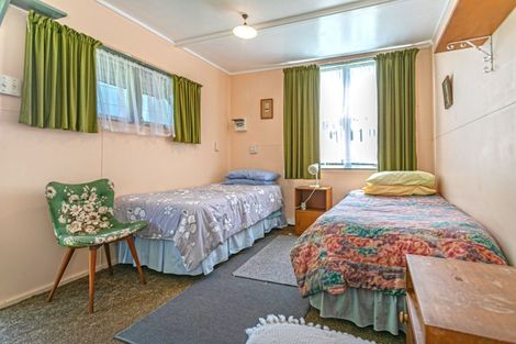 Photo of property in 19a Whiritoa Beach Road, Whiritoa, Whangamata, 3691