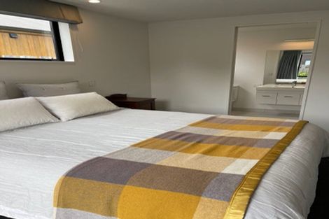 Photo of property in 21 Red Cottage Drive, Lake Hayes, Queenstown, 9304