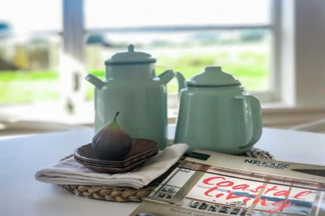 Photo of property in 6 Brendan Drive, Te Horo Beach, Otaki, 5581