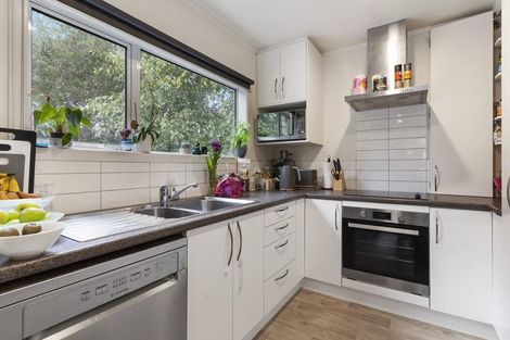 Photo of property in 16a Chilcott Road, Henderson, Auckland, 0612