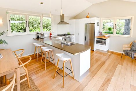 Photo of property in 17 Kopanga Road, Havelock North, 4130