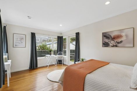 Photo of property in 29 Collins Avenue, Tawa, Wellington, 5028