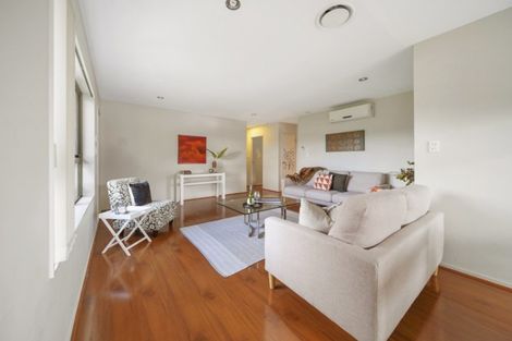 Photo of property in 7 John Broad Place, Flat Bush, Auckland, 2019