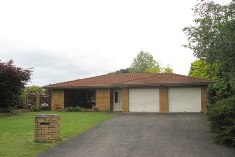 Photo of property in 4 Reynard Terrace, Conifer Grove, Takanini, 2112