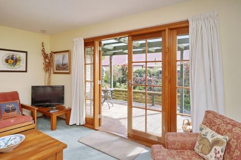 Photo of property in 10 Seadown Crescent, Amberley, 7410