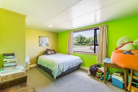 Photo of property in 35 Lauder-omakau Road, Omakau, 9376