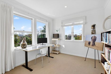 Photo of property in 72 Mchardy Street, Havelock North, 4130