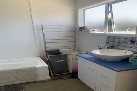 Photo of property in 22 Simmonds Street, Alexandra, 9320