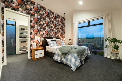 Photo of property in 28 Selliera Place, Papamoa Beach, Papamoa, 3118