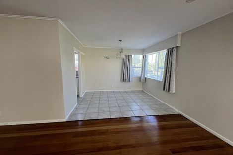 Photo of property in 9 Wycherley Drive, Bucklands Beach, Auckland, 2014