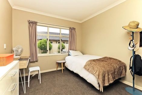 Photo of property in 16 Russell Robertson Drive, Havelock North, 4130