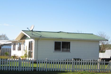 Photo of property in 15 Fergusson Avenue, Waipukurau, 4200