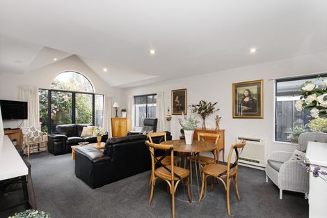 Photo of property in 155a Weston Road, St Albans, Christchurch, 8052