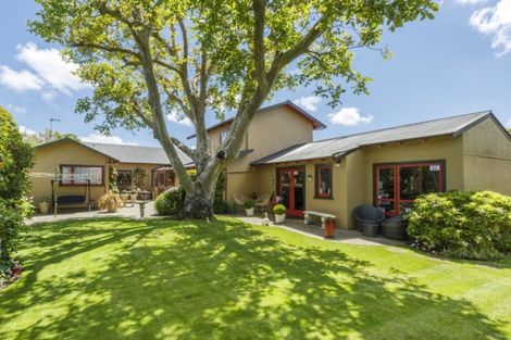 Photo of property in 302 Park Road, Hokowhitu, Palmerston North, 4410