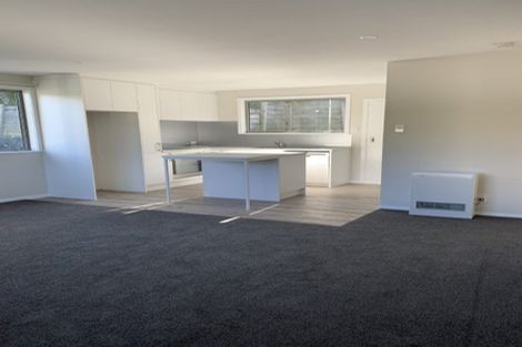 Photo of property in 137a Newlands Road, Newlands, Wellington, 6037