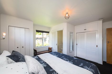 Photo of property in 11 Dorset Crescent, Hokowhitu, Palmerston North, 4410