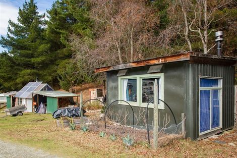 Photo of property in 122 Mclennan Road, Hawea Flat, Wanaka, 9382